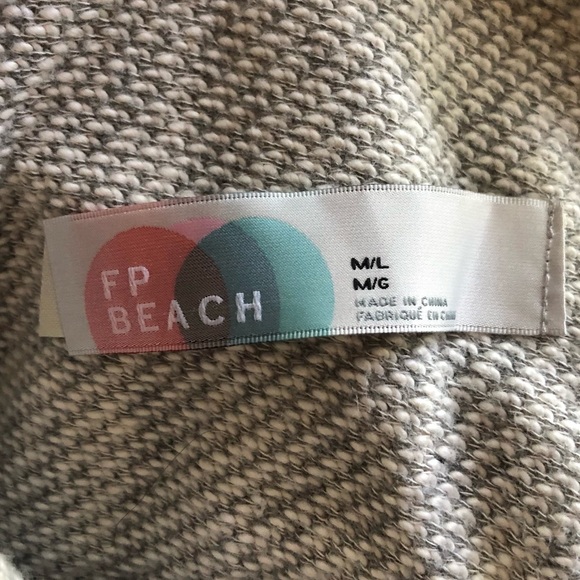 FREE PEOPLE • New Oh You Fancy Poncho M/L Heather Grey Cotton Beach Pullover - Picture 8 of 9